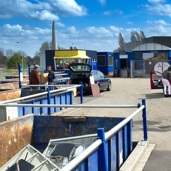 Bezoekers van Amsterdamse Recyclepunten tevreden over service